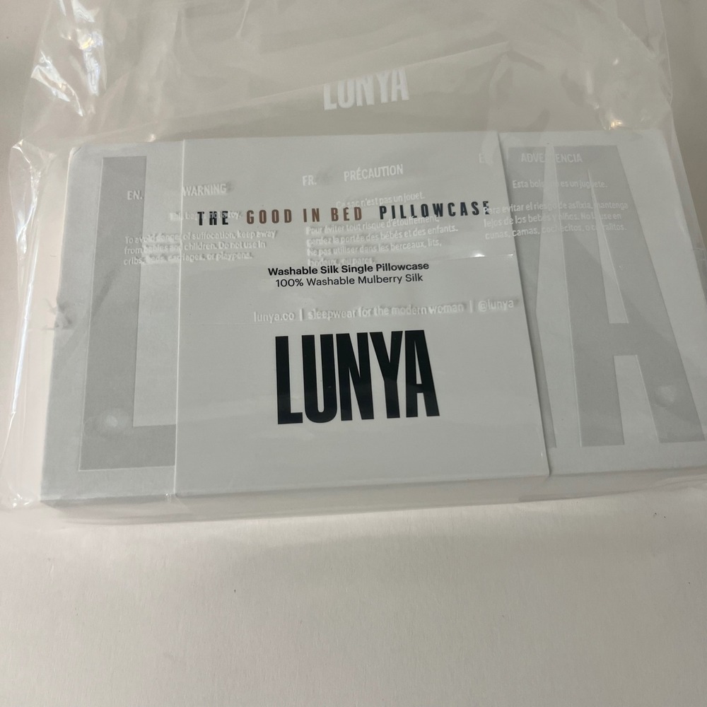 Lunya The‎ Good in Bed Pillowcase Washable Mulberry Silk Single Pillowcase NIP